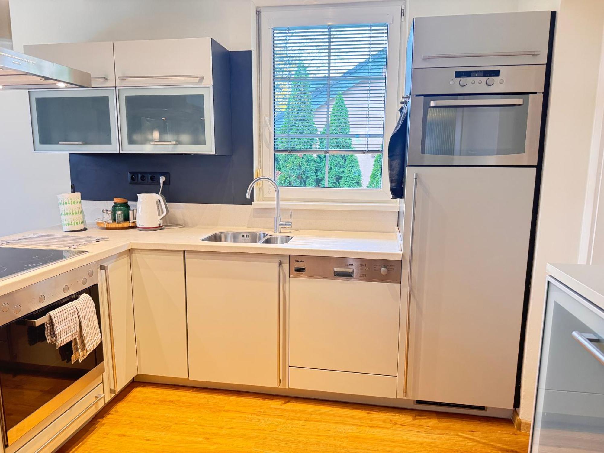 Diamondvilla, 4 Bedroom Apartment, Garden & Spa Praga Zewnętrze zdjęcie