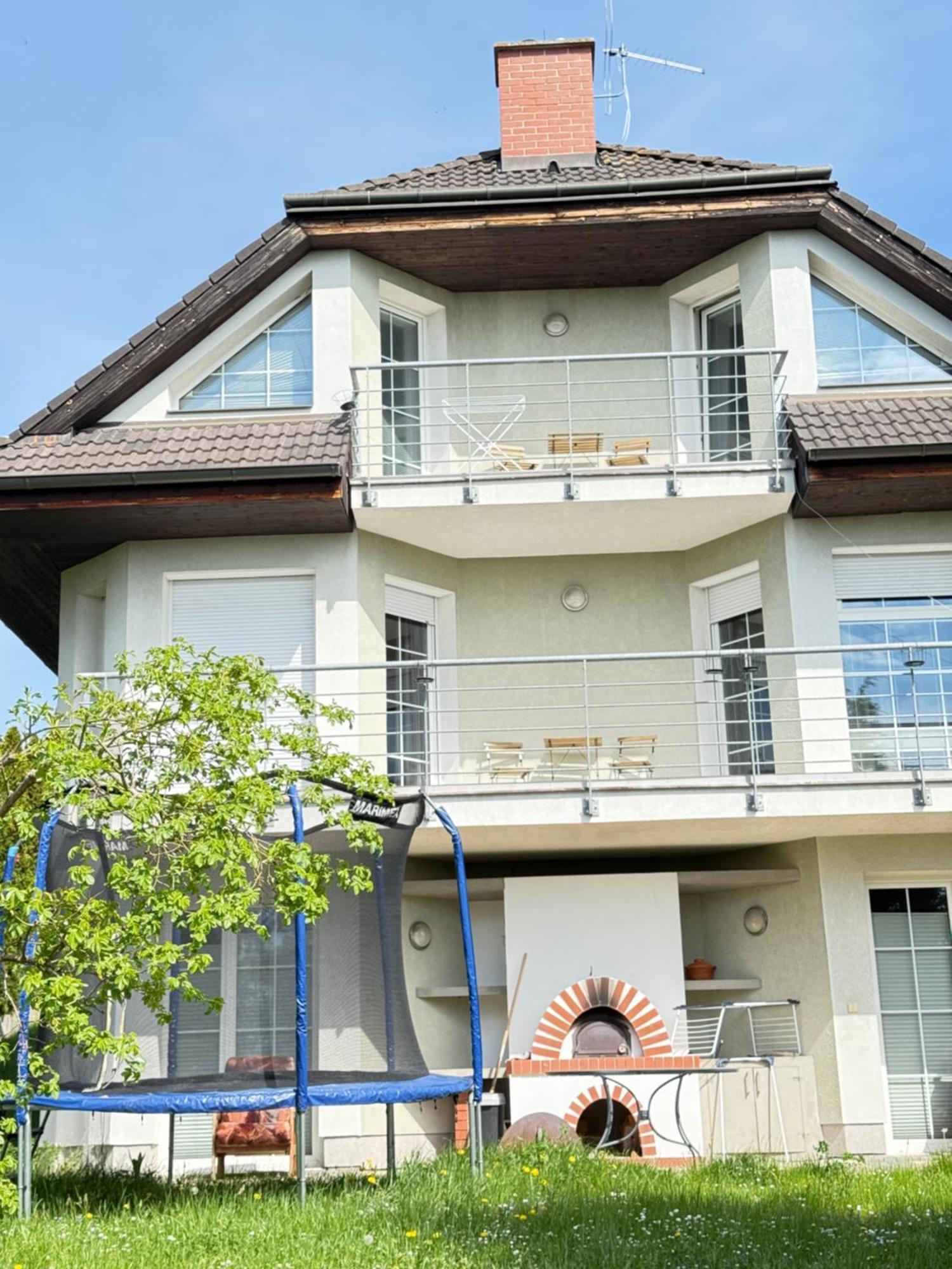 Diamondvilla, 4 Bedroom Apartment, Garden & Spa Praga Zewnętrze zdjęcie